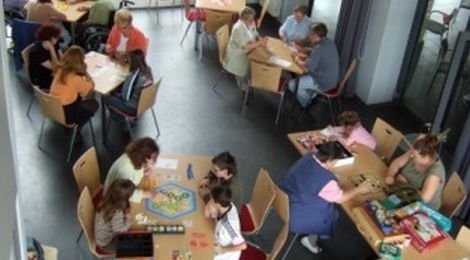 Spieletreff für Jung und Alt Sicht von oben